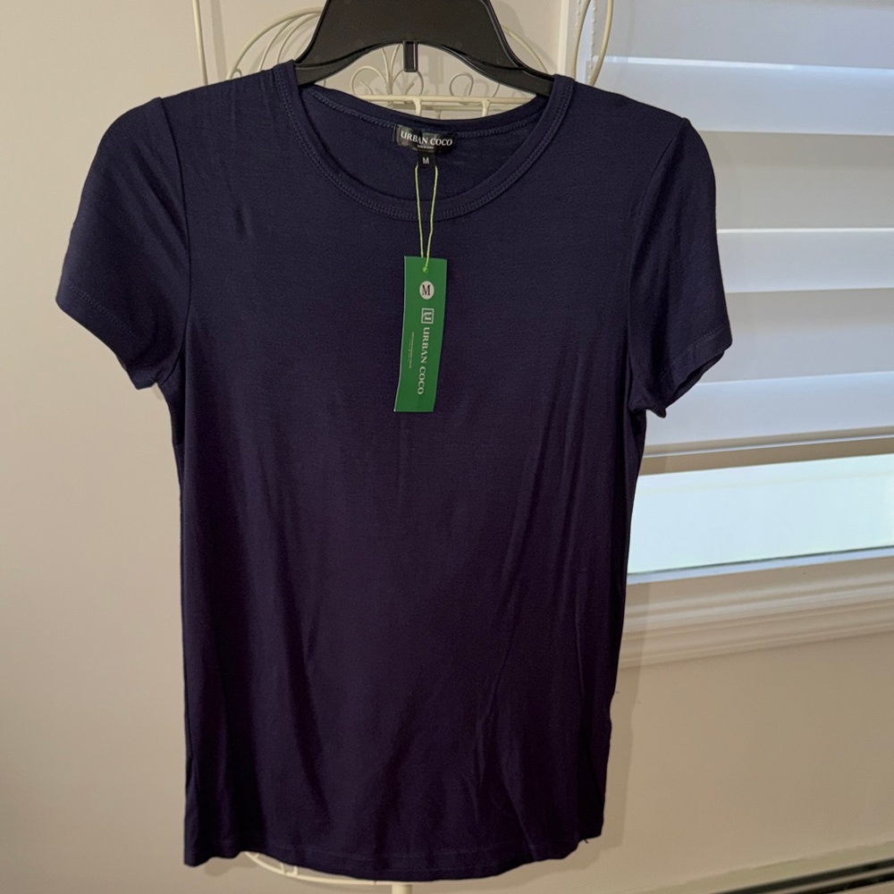 NWT! Urban Coco Navy Short Sleeve Crewneck Tee - Women's